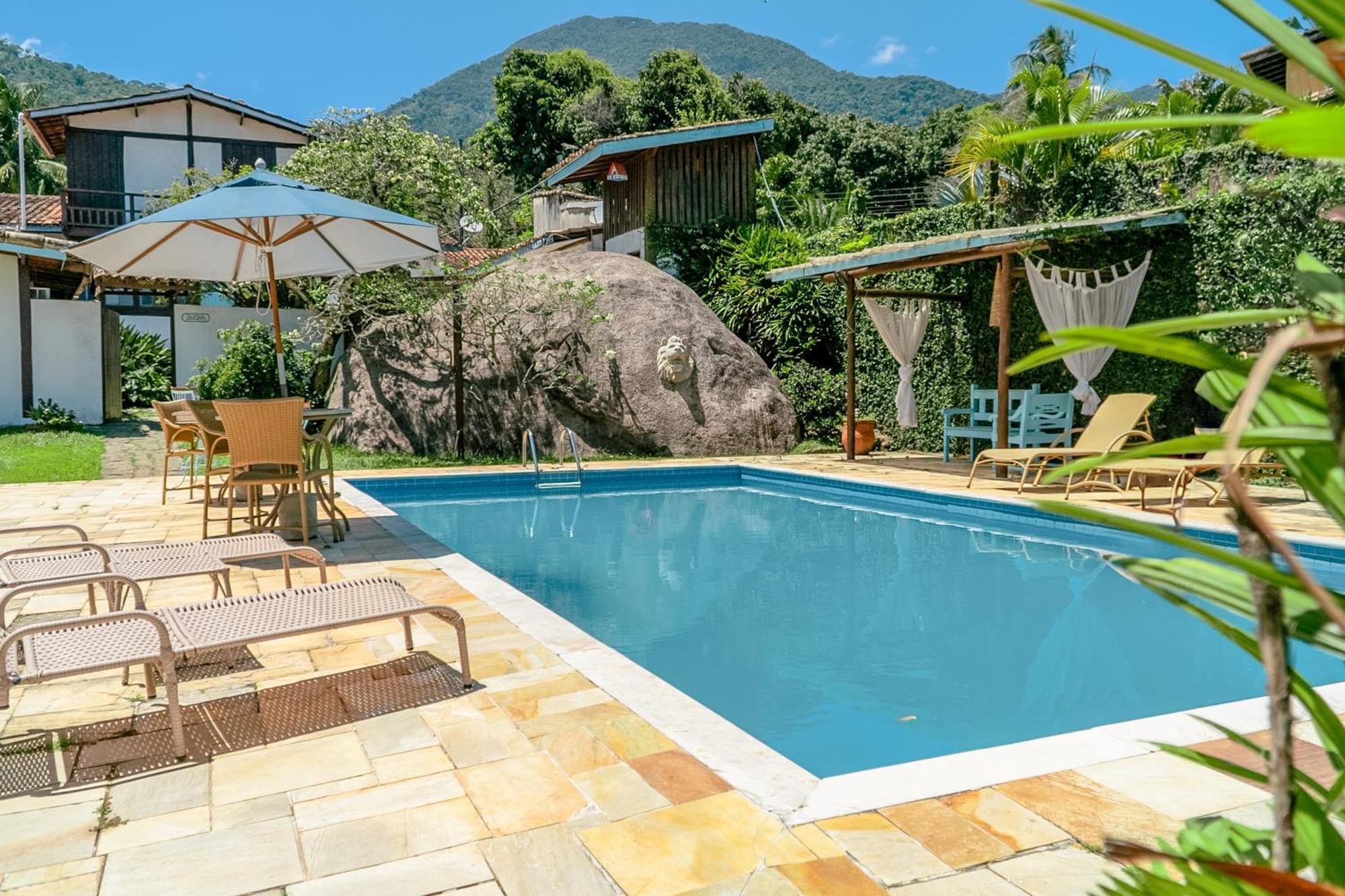 Velinn Guarubela Vittoria Estalagem